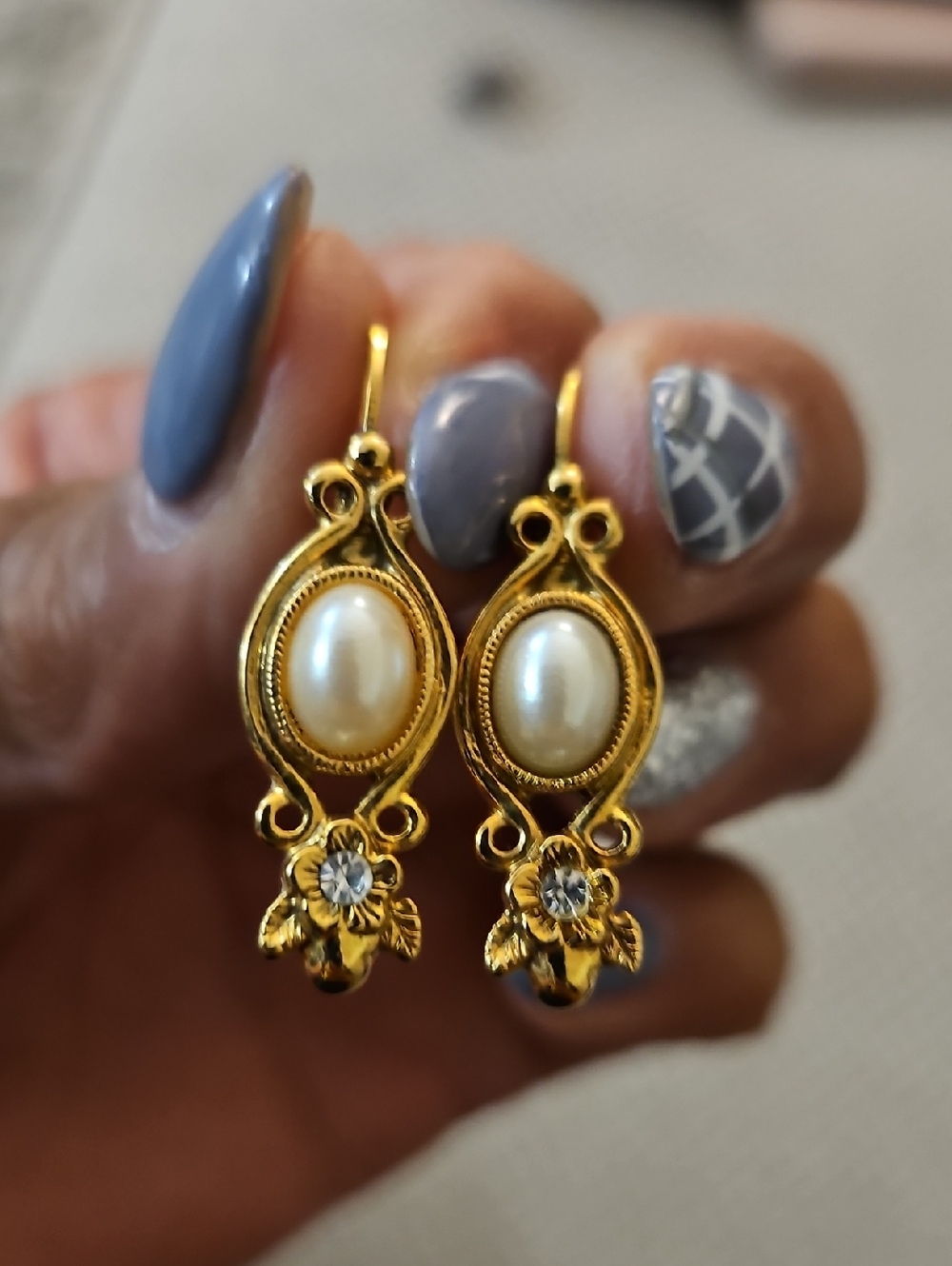 Vintage Goldtone Pearl Drop Earrings with Floral Rhinestone Accent
